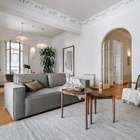 شقة Vico - 4 Bedrooms And Office In Eixample Dreta برشلونة