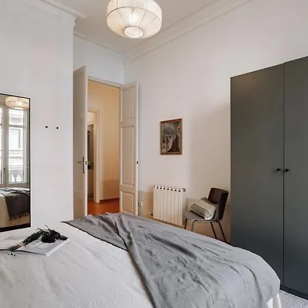 شقة Vico - 4 Bedrooms And Office In Eixample Dreta برشلونة
